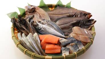 朝食　新潟県近海で捕れた魚の干物 / 8