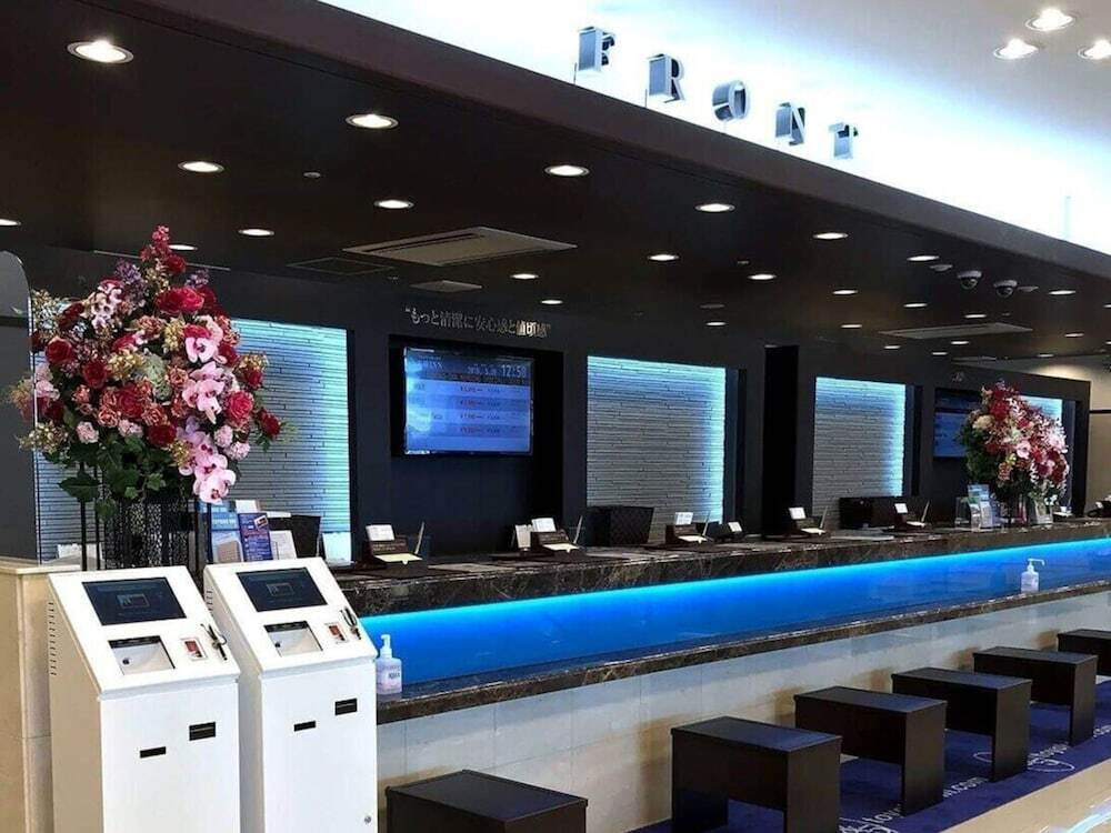 フロント