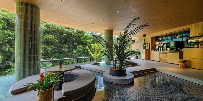 TWIN-LINE HOTEL YANBARU OKINAWA JAPAN(沖縄県 リゾートホテル) / 1