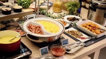 朝食ビュッフェ / 10