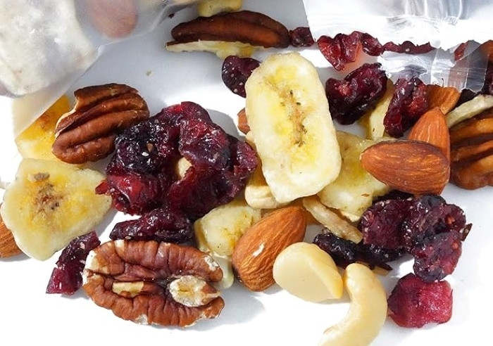 ワインに合うおつまみも！心ゆくまでワインを堪能しましょう。写真はイメージです