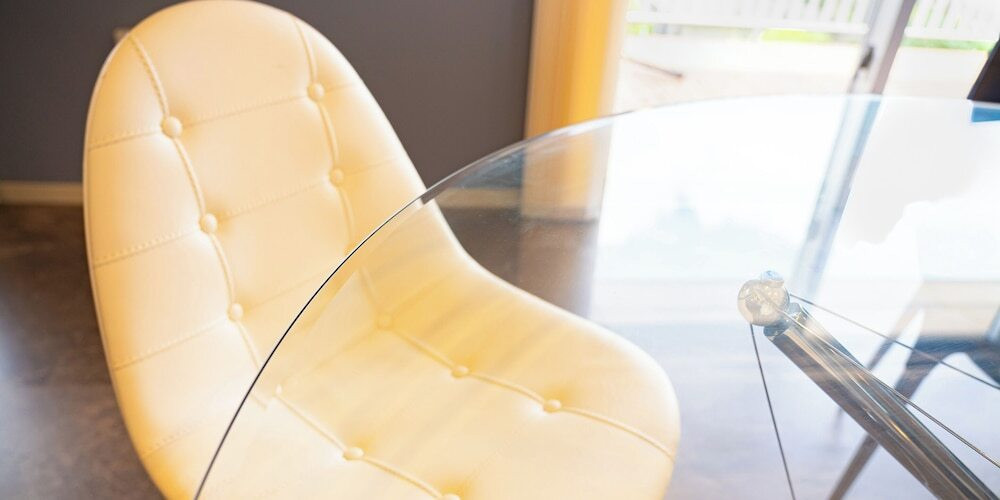 客室内のダイニングエリア