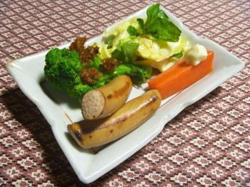 「百姓屋敷 じろえむ」 料理 64084251 自家製鶏肉のソーセージと付け合わせ