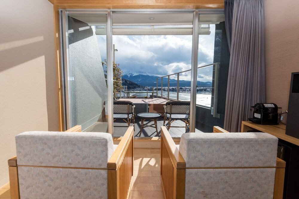 バルコニー付き和室”Nagomi”