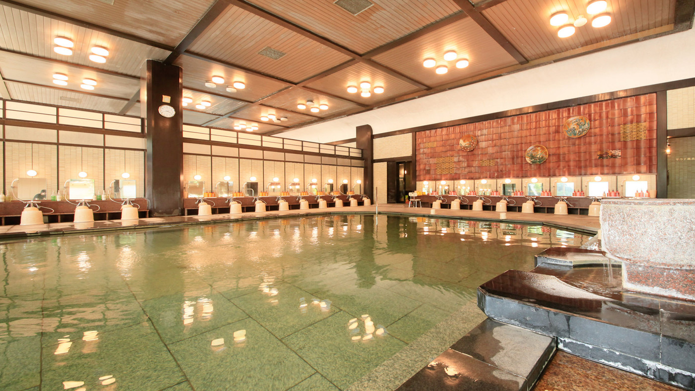 身も心も解きほぐす「大浴場」3753089