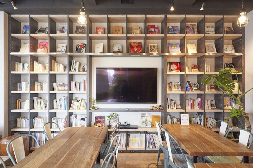 ゆったりと作業できるコワーキングスペース3449151