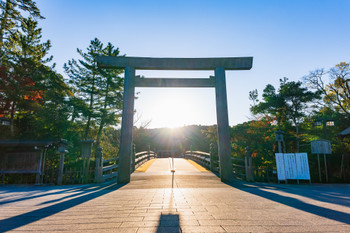 Ise Jingu Inner Shrine Sun rising from the Ujibashi torii gate