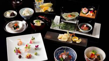 食事・飲み物 / 19