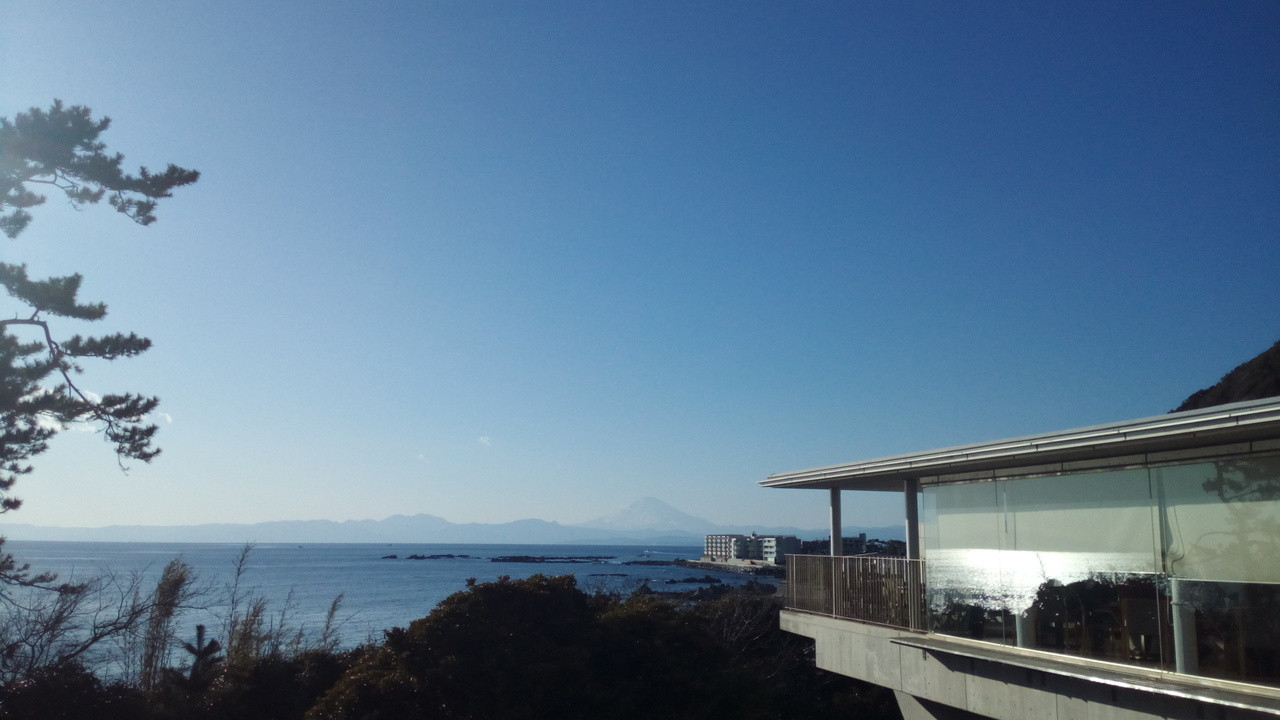 逗子の海を感じながらアートを楽しめる美術館2091460