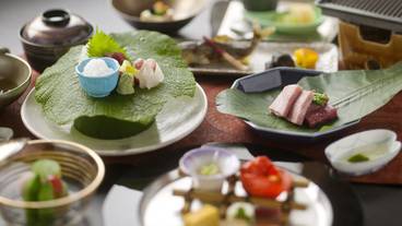 食事・飲み物 / 7