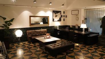 ロビー応接スペース / 6