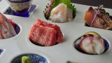 食事・飲み物 / 3