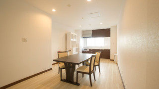 ラグジュアリー アパートメント