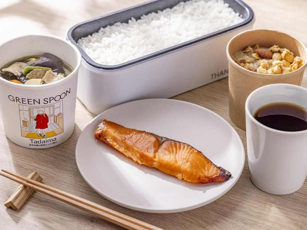 朝食
