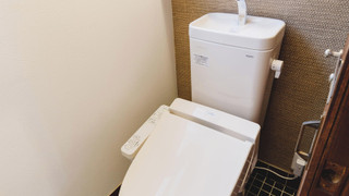 坪庭の見える和室 ツイン (共有スペースすぐ隣) 禁煙 (この部屋は共用エリアの隣にあります。時間帯によっては音が気になることがあります。)