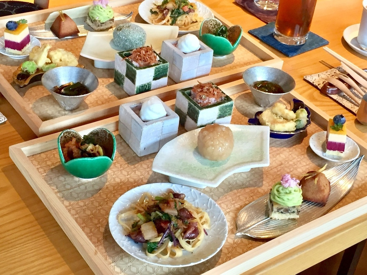 「カンラ・ラウンジ」 料理 105723550 