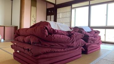 客室 / 22
