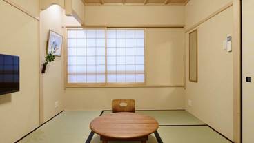 客室 / 7