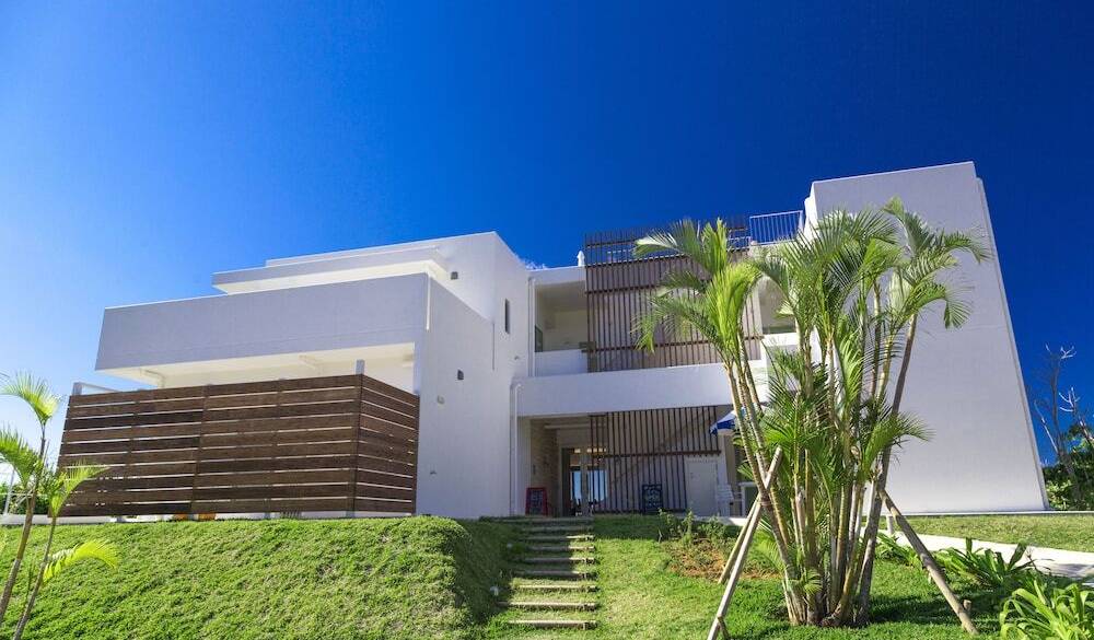 目の前に広がる海
南国ステイのはじまり / 1