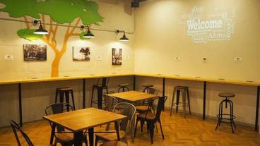 ロビーラウンジ / 3