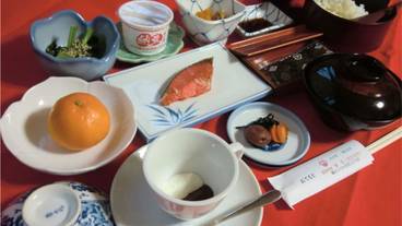 食事・飲み物 / 1