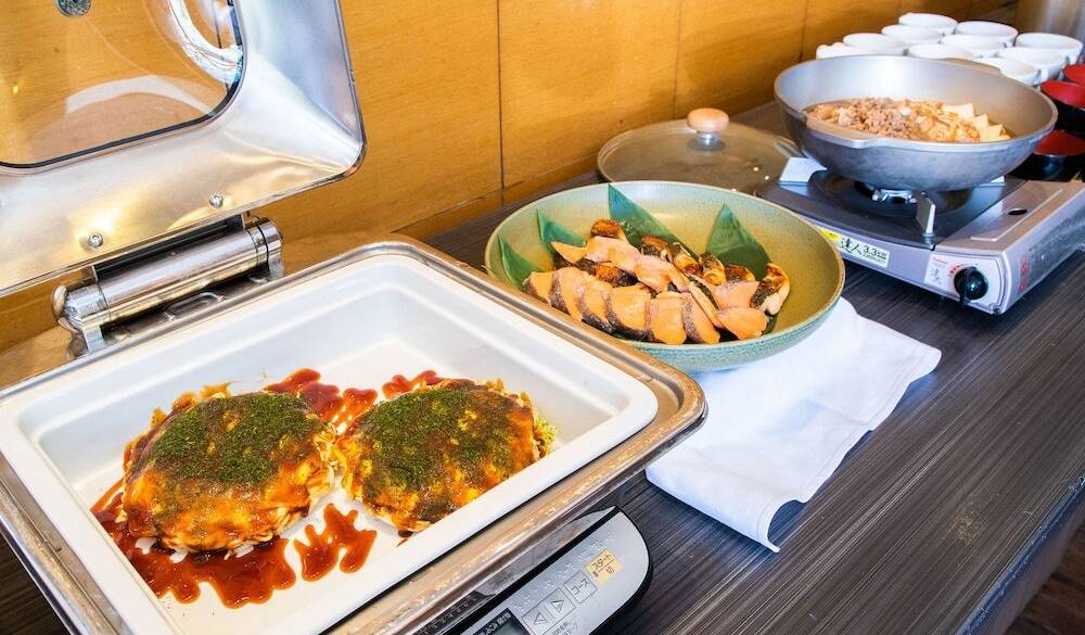 元祖へんくつや監修のお好み焼き / 2