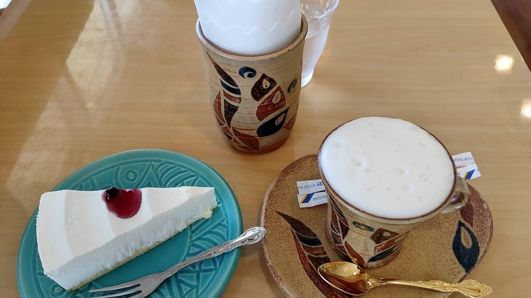 沖縄の陶器やちむん
お土産にもぴったり / 3