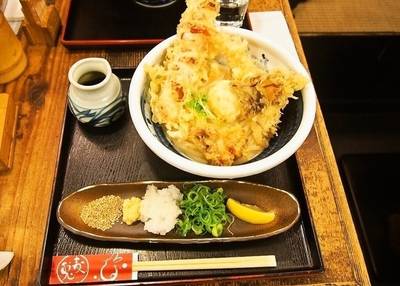 うどん 兎麦 阪急三番街店