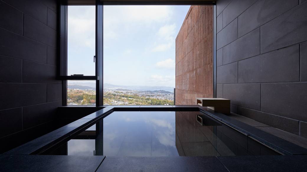 別府八湯のひとつ「堀田温泉」 / 1