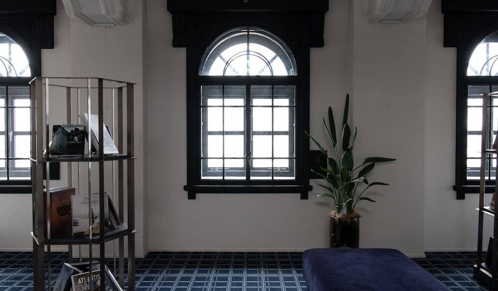 ブックラウンジ / 1