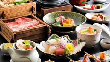 食事・飲み物 / 4