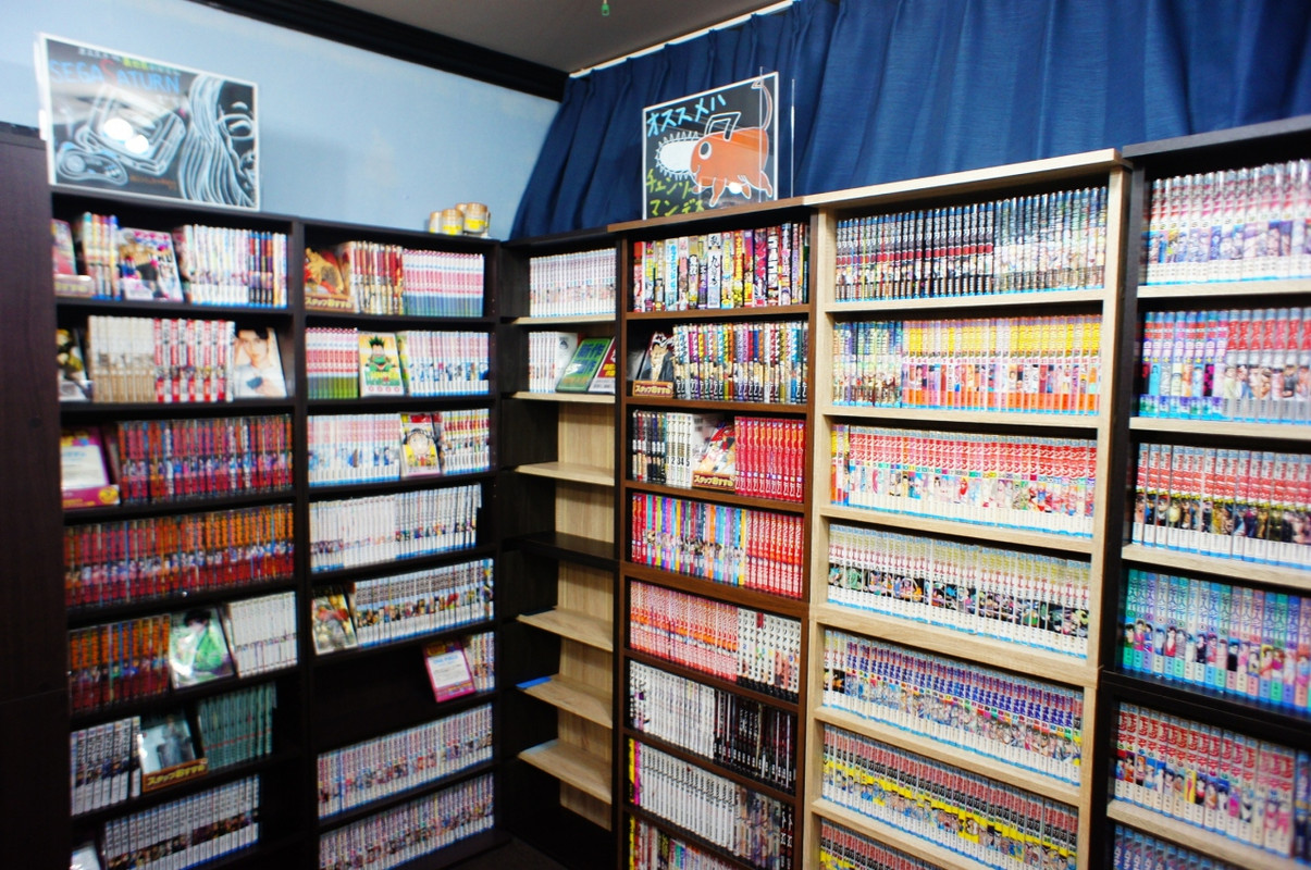 漫画コーナーは新作もあり充実していた