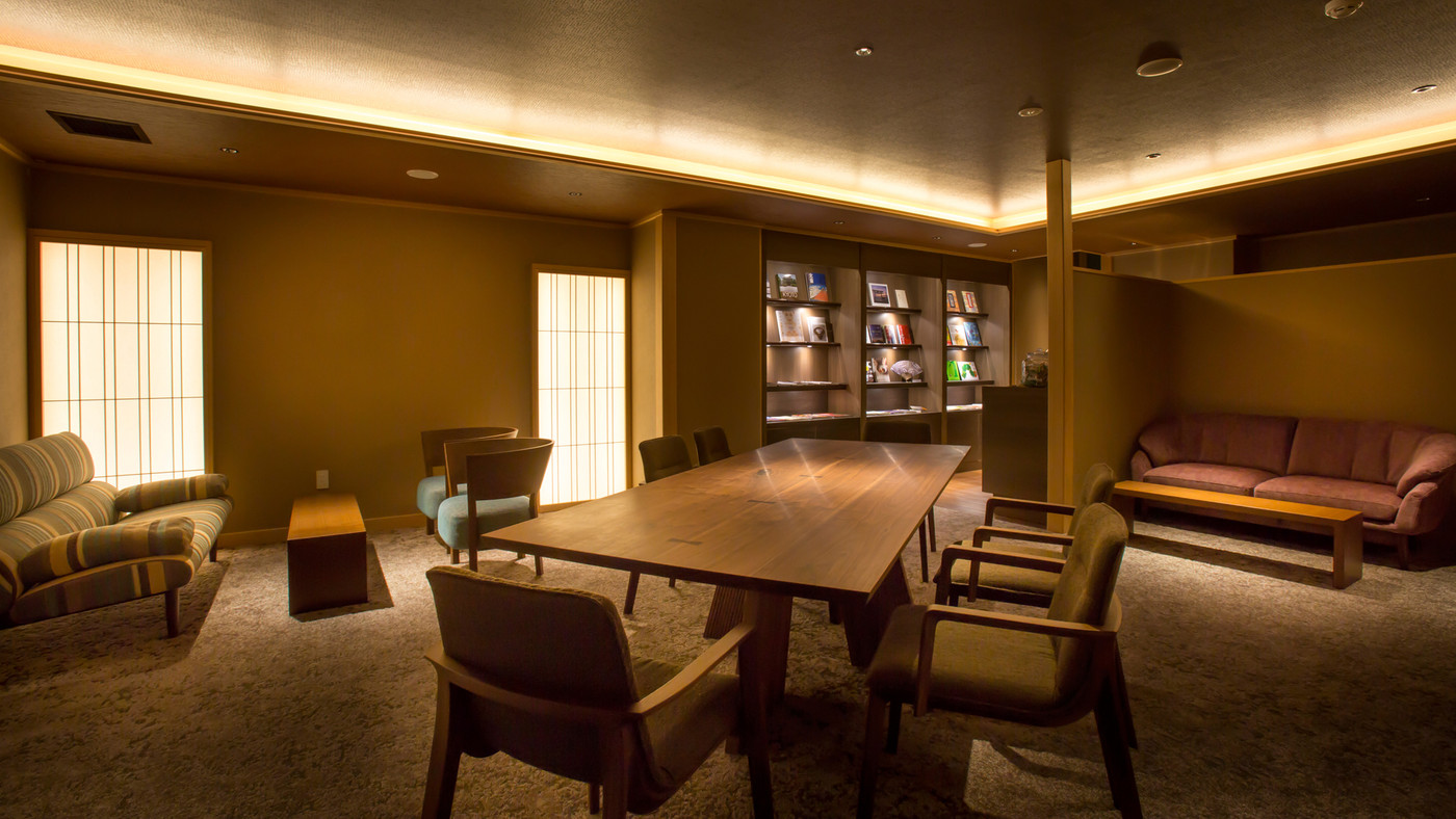 京都伏見のお酒を注ぐ日本酒風呂を客室で体験！3933257