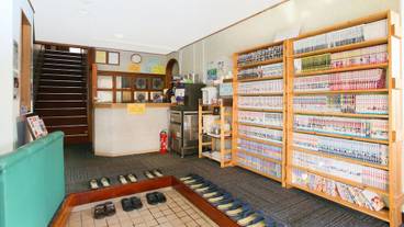 内部エントランス / 2