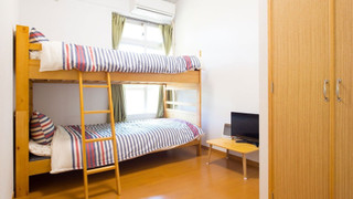 共同ドミトリー