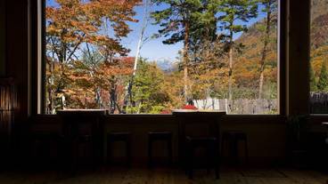 内部エントランス / 3