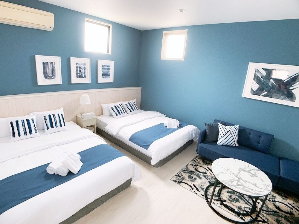 宮島行のフェリー乗り場に激近！ポップな宮島カラーが可愛いホテル3926142