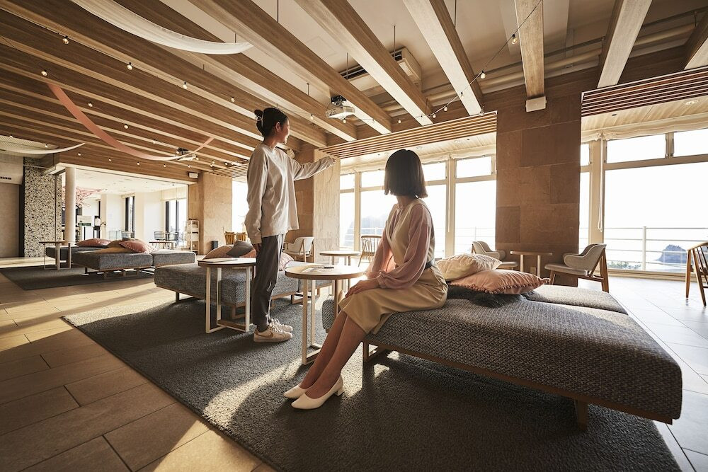 ロビー応接スペース