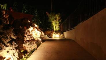 内部エントランス / 2