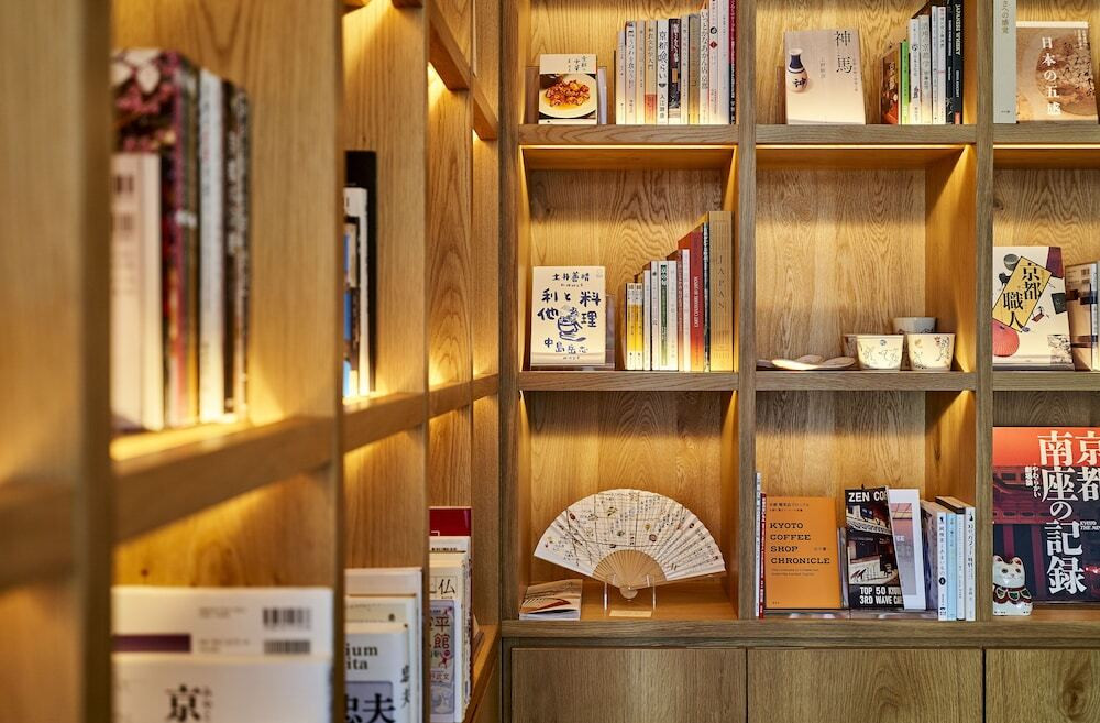 ロビー応接スペース