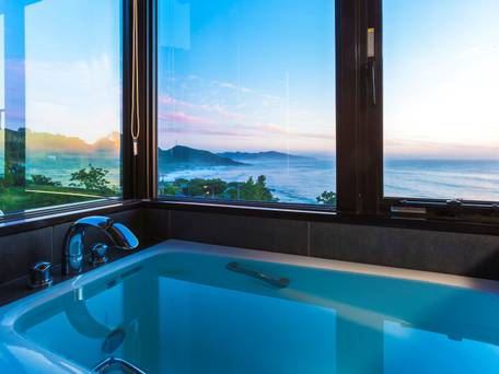 1日8組限定 間人蟹と地魚料理 大人の絶景隠れ宿 寿海亭 / 3