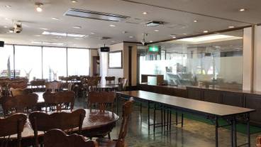 朝食スペース / 9