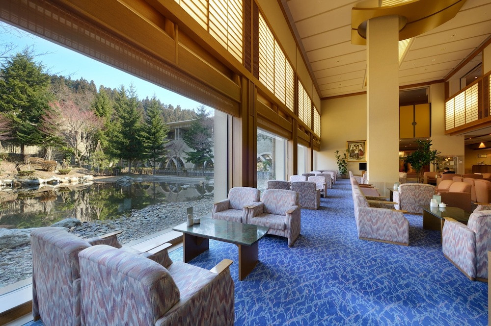 ロビー応接スペース