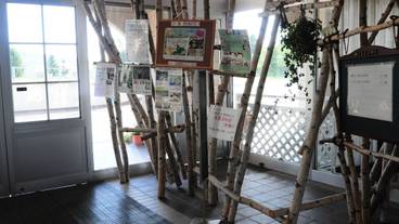 内部エントランス / 2