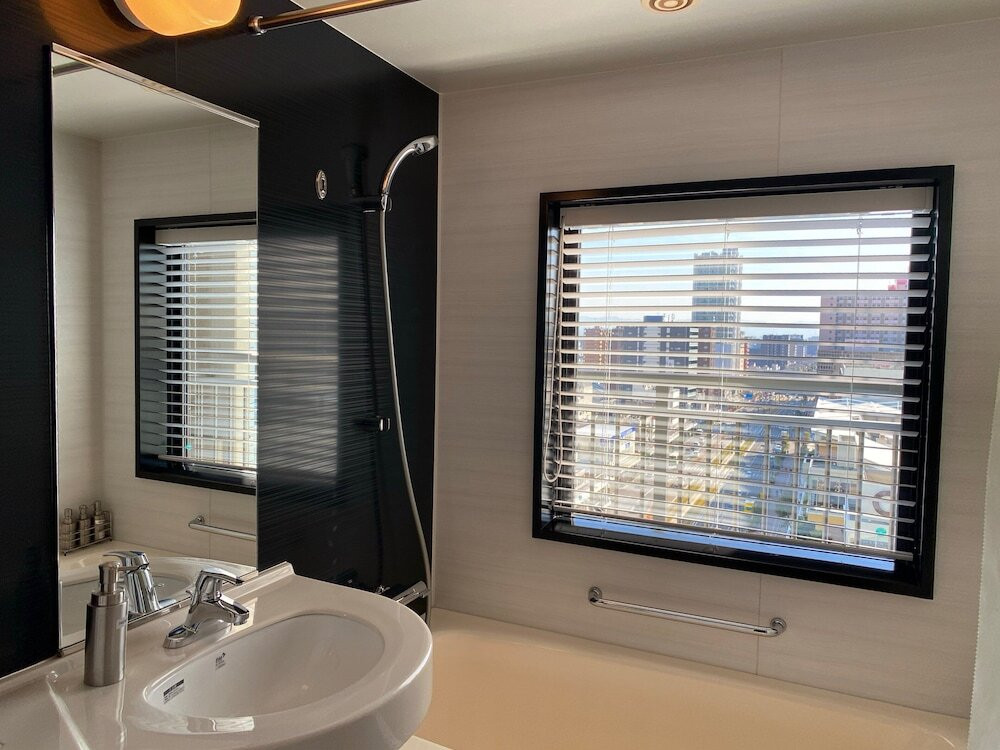 駅直結のエレガント空間が魅力4289763