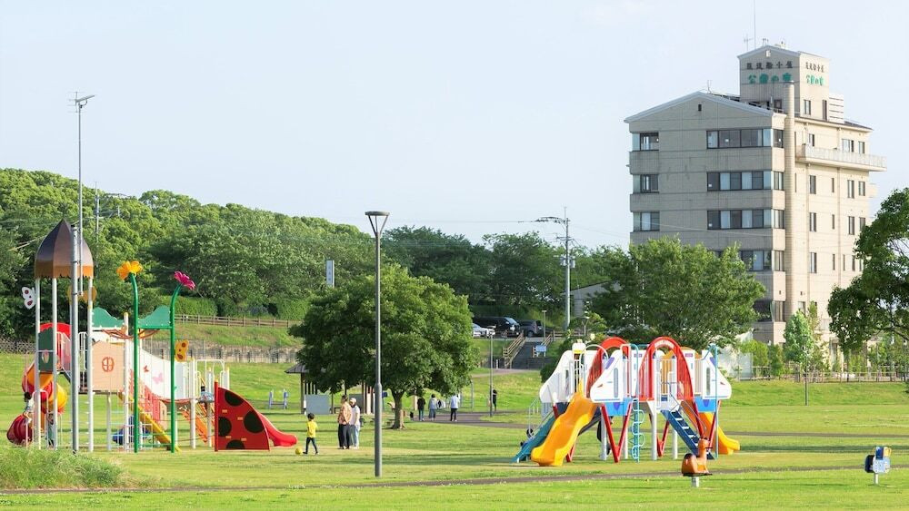 子供用の遊び場 - 屋外
