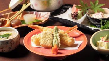 食事・飲み物 / 10