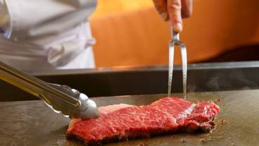 食事・飲み物 / 4