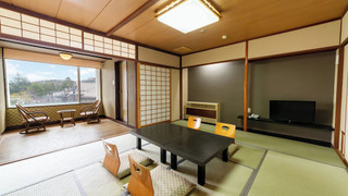 和室 (10畳) (喫煙室)