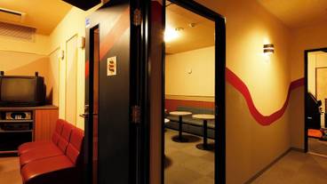 カラオケ ルーム / 10